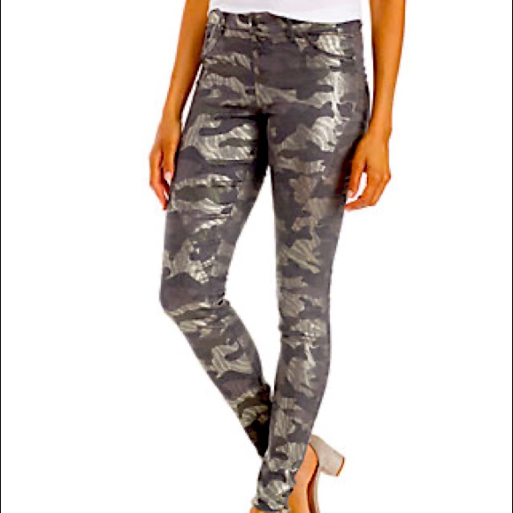 High waisted shimmer camo leggings